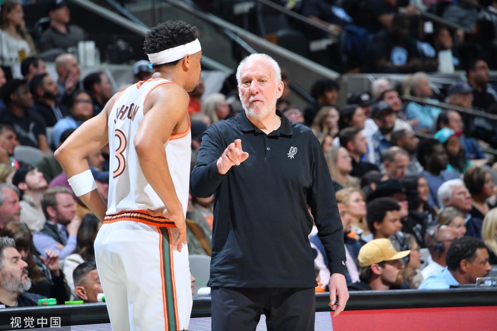 当更衣室的 当更衣室的