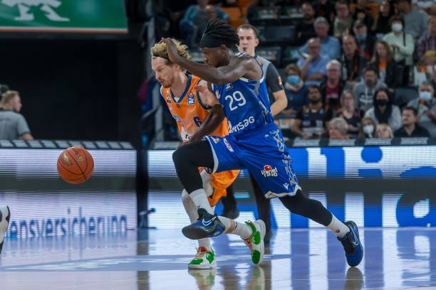 一次近乎完 一次近乎完